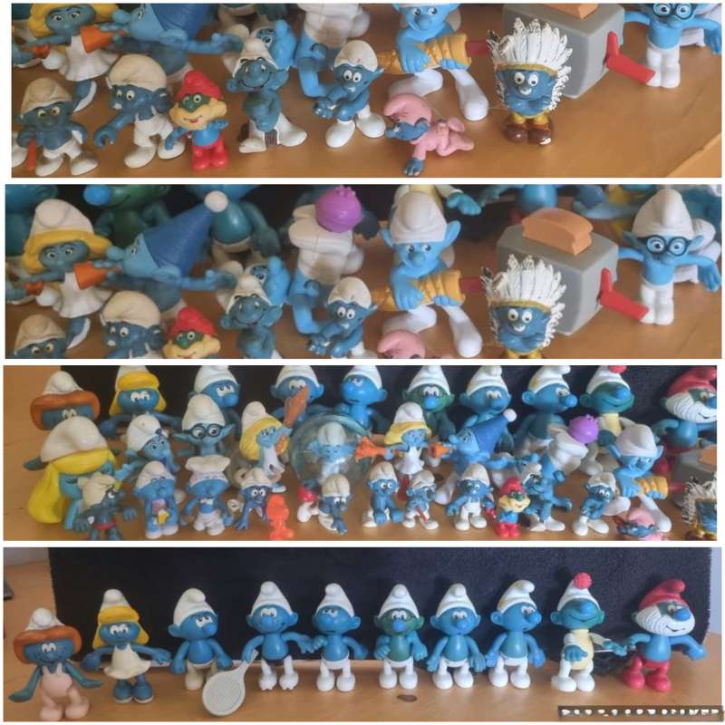 Lots of Smurfs