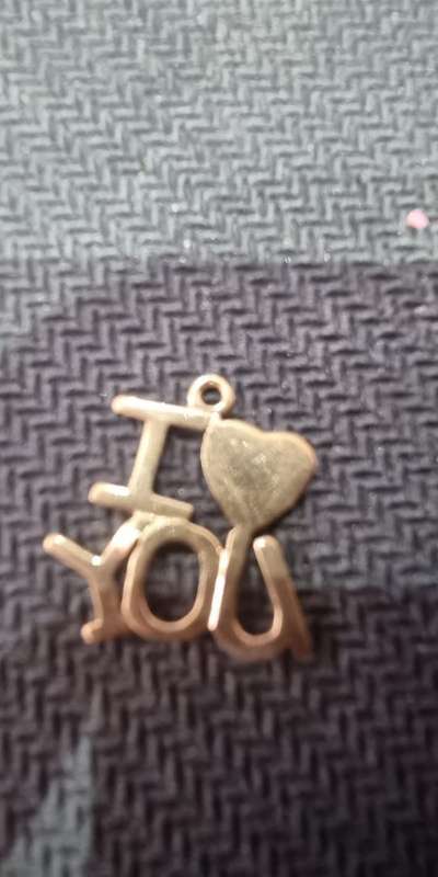 4.9g 9ct (375) solid gold scrap (Bracelet and charms)