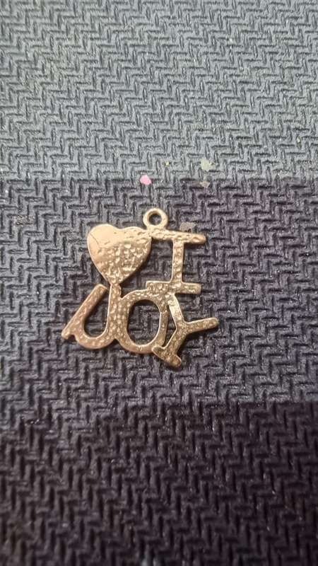 4.9g 9ct (375) solid gold scrap (Bracelet and charms)
