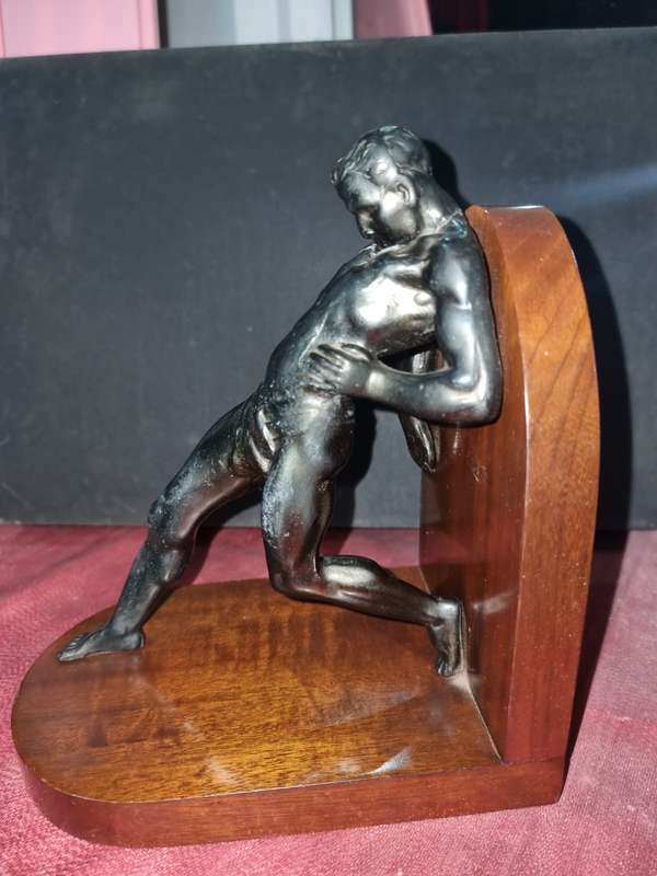 Strongman book stoppers