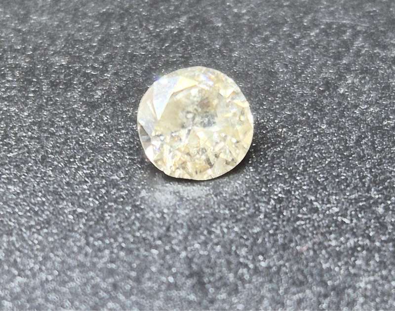 Natural Certified 0.3 Carat Diamond