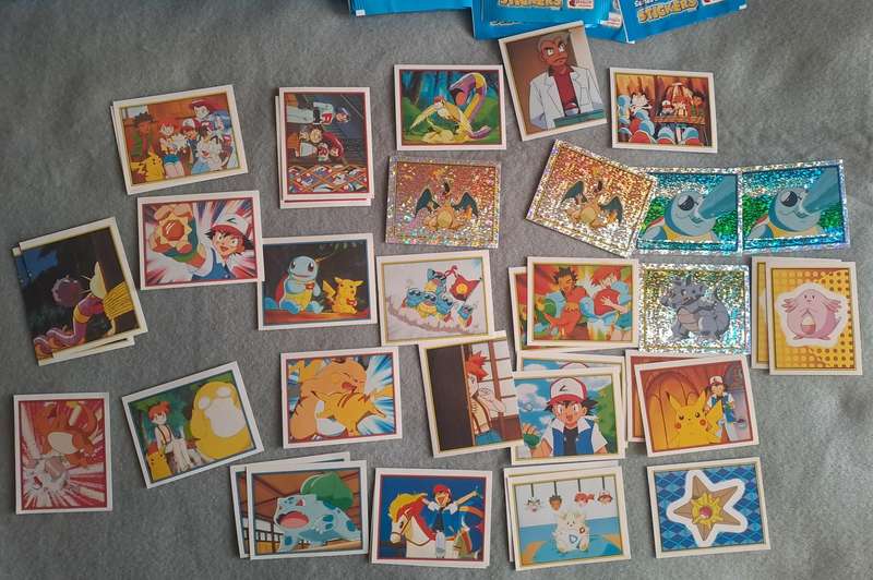 Merlin collections sticker Pokemon lot.