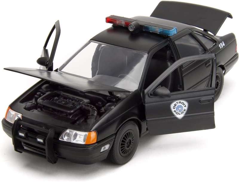 Jada 1:24 die-cast Robocop and OCP Ford Taurus.