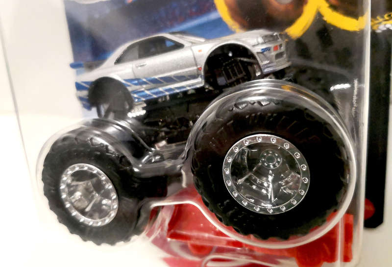Hot Wheels Monster Trucks "Fast and Furious" Nissan Skyline