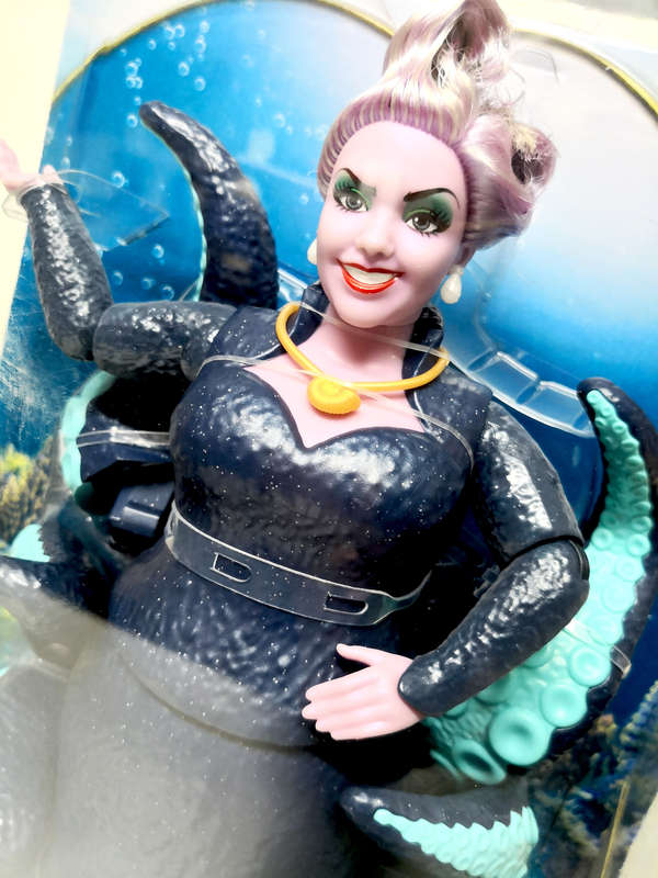 Disney's The Little Mermaid - Ursula Fashion Doll