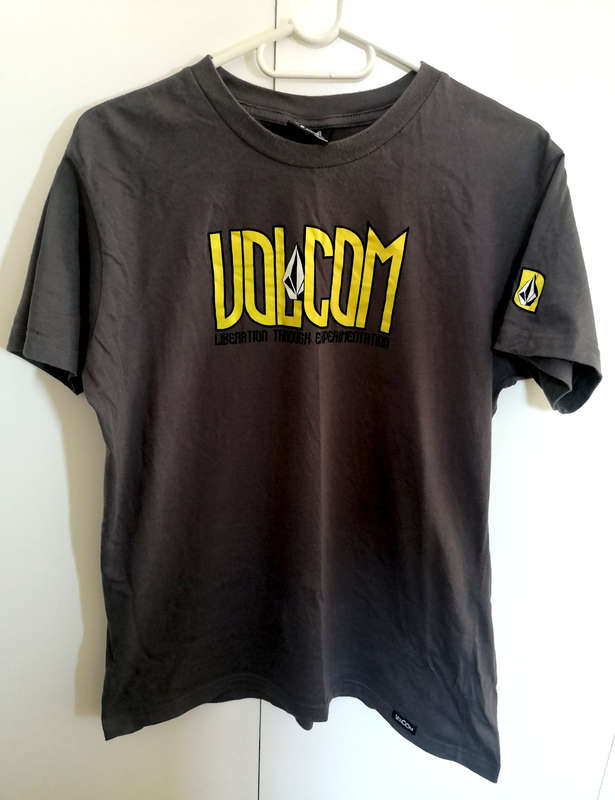 Men's VOLCOM Graphic T-Shirt - M