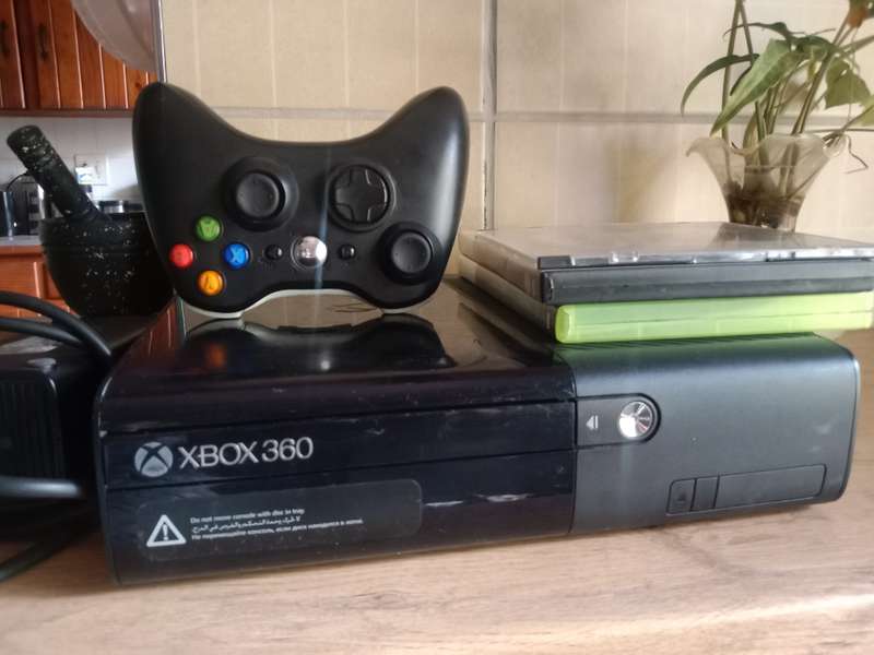 Xbox 360e 500gb bundle