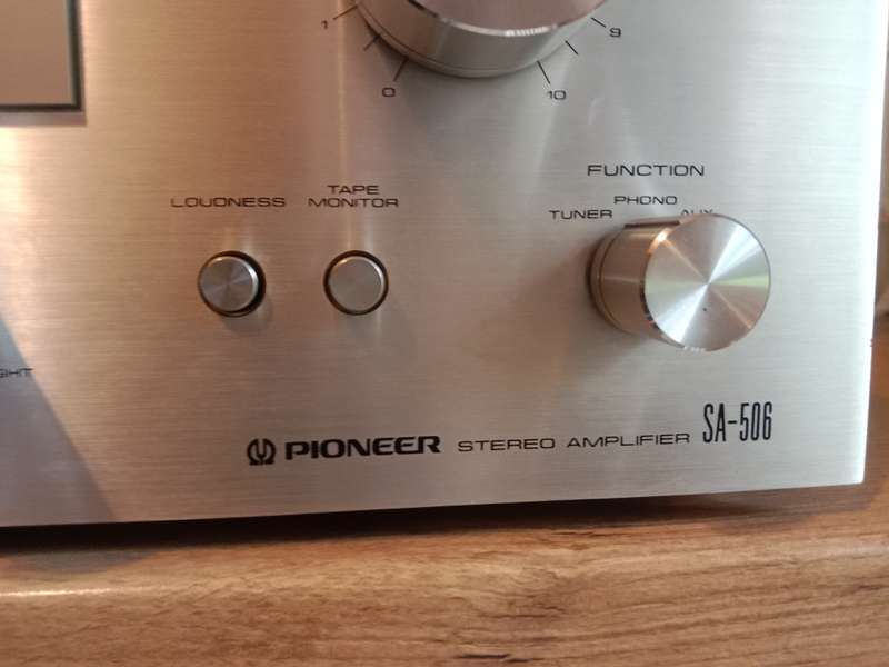 Vintage Pioneer Amplifier SA-506