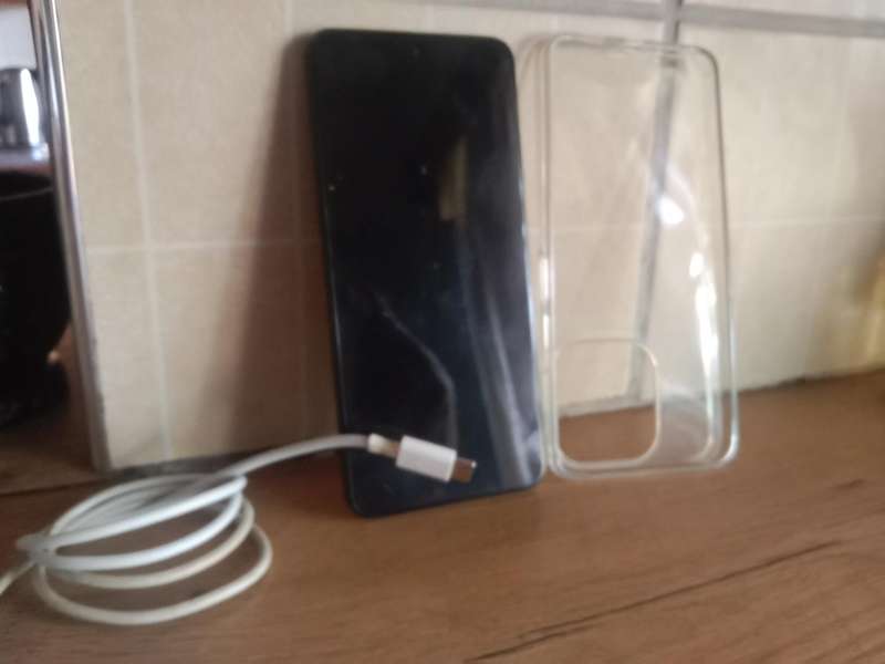 Vivo y28