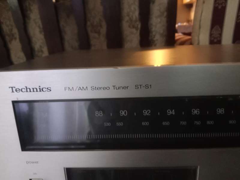 Technics vintage tuner ST -S1
