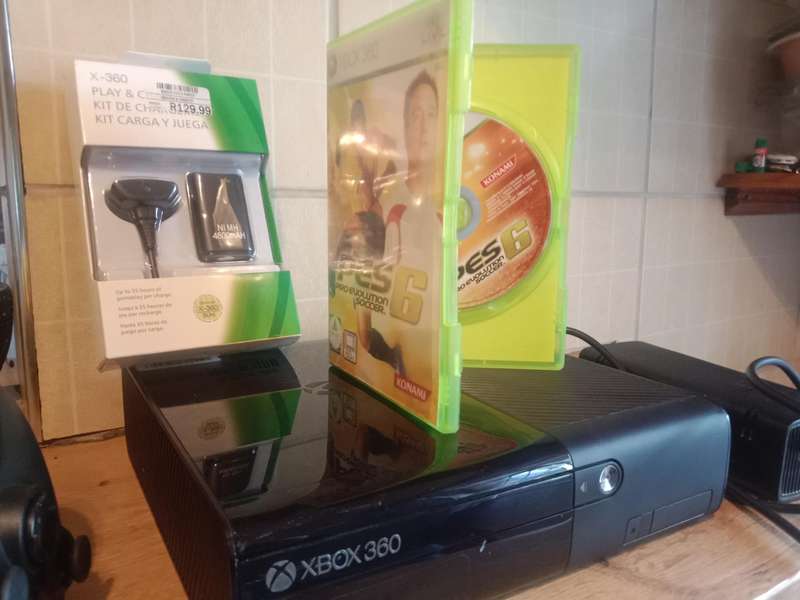 Xbox 360e 250gb bundle
