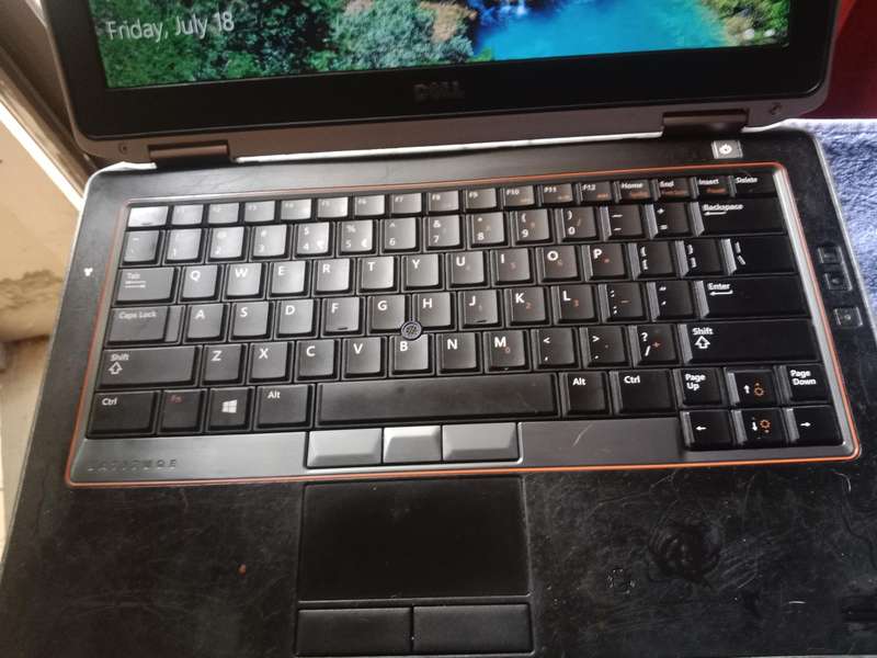 Dell latitude E6330 *faulty*