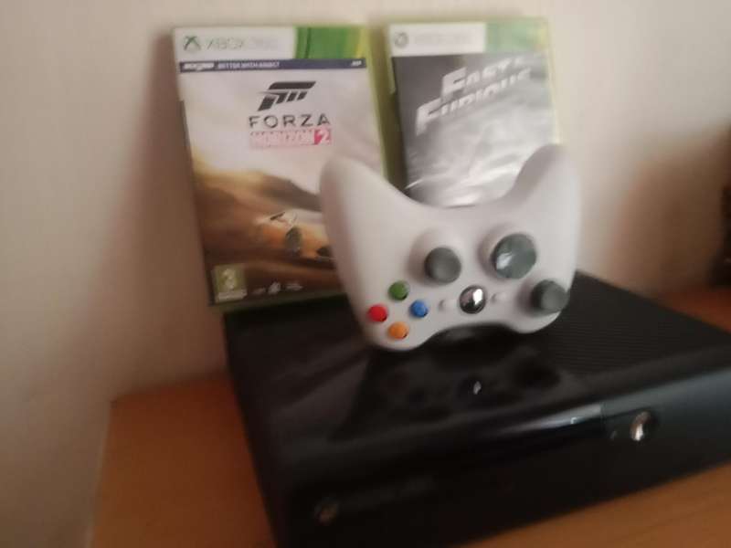Xbox 360e 250gb bundle