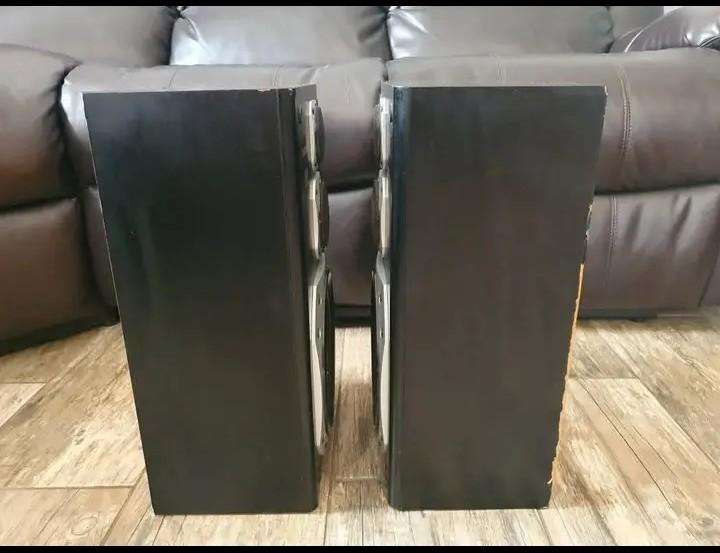 Technics SB CD550 vintage speakers