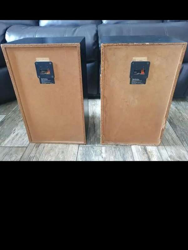 Technics SB CD550 vintage speakers