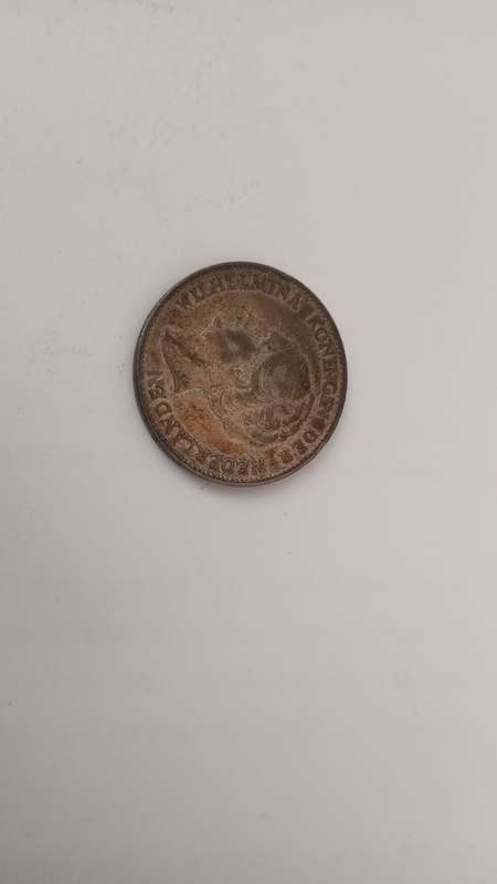 A silver Dutch 1 guilder 1930