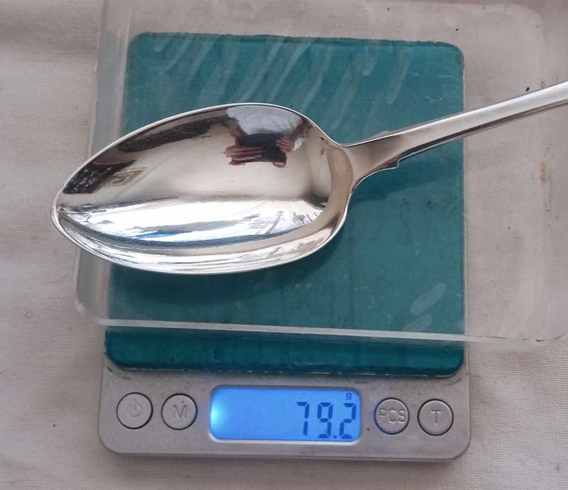 A fine silver Georgian serving spoon fiddleback1817