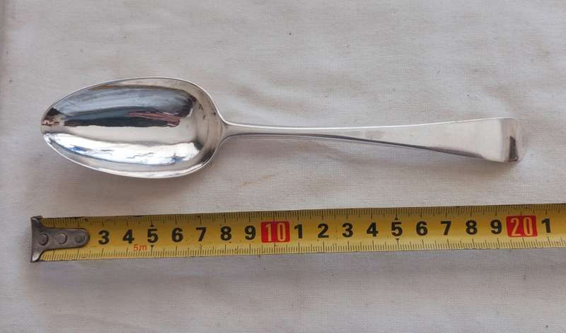 A Fine old hallmarked silver serving spoon