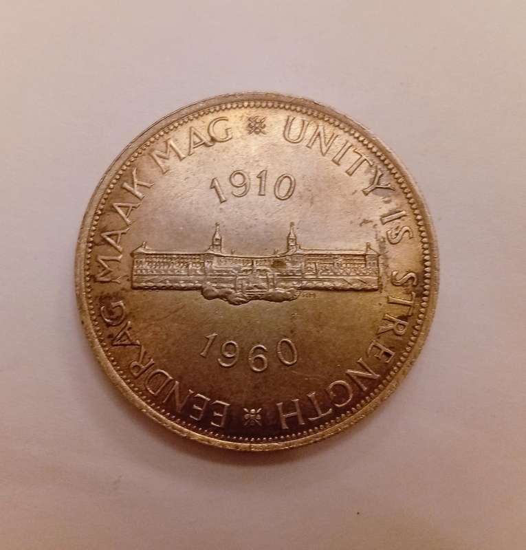 A 1960 commemorative silver 5 Shilling