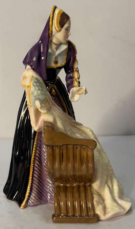 Royal DOULTON Limited Edition Henry VIII Figure - CATHERINE HOWARD