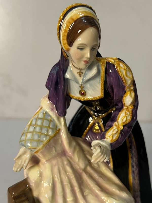Royal DOULTON Limited Edition Henry VIII Figure - CATHERINE HOWARD