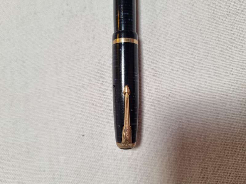 Vintage Parker Vacumatic fountain pen Blue