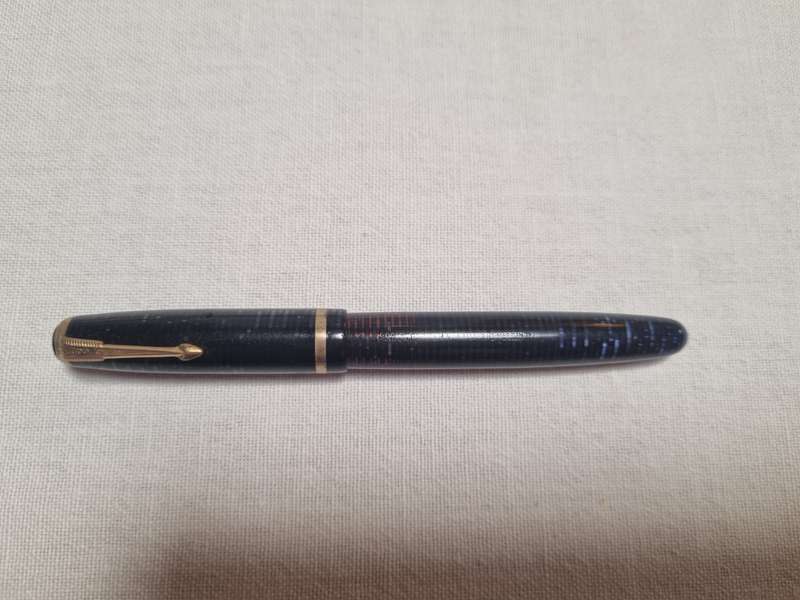Vintage Parker Vacumatic fountain pen Blue