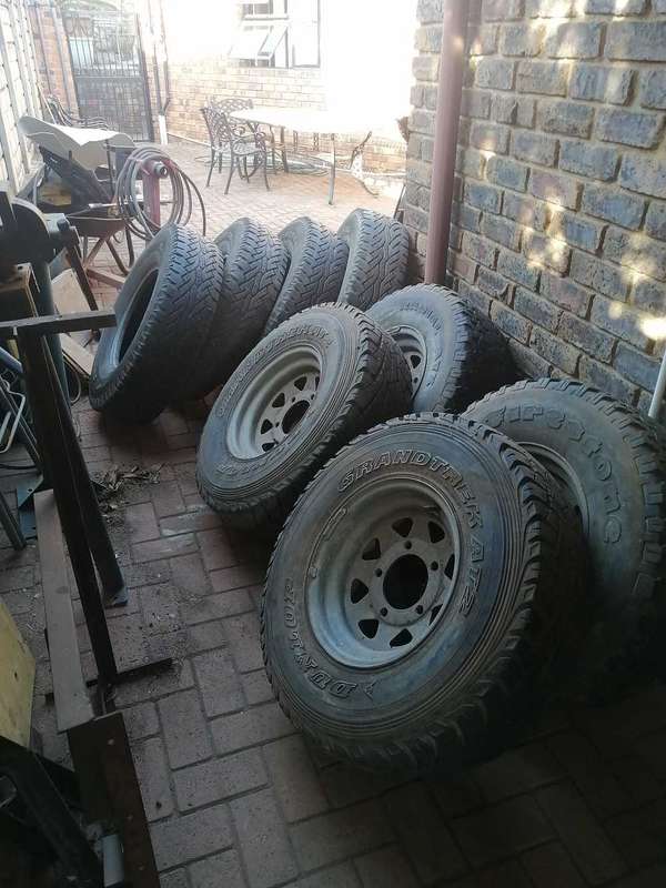 Land Rover Steel rims