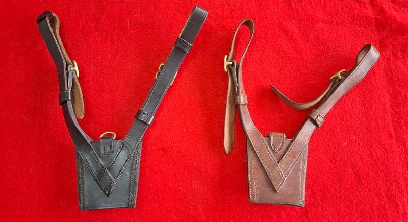 RHODESIAN ARMED FORCES - 2 X NCO / OFFICERS BLACK / BROWN LEATHER FROGS         (8746)