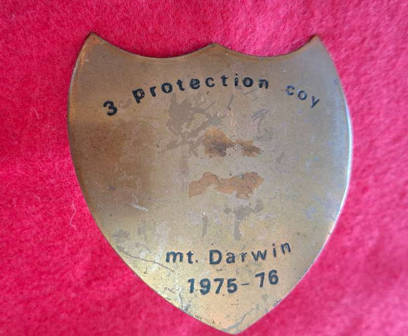 RHODESIAN ARMY - MINI STANDING PLAQUE - 3 PROTECTION COY. MT. DARWIN 1975/76 - HEIGHT 82mm   (8802)
