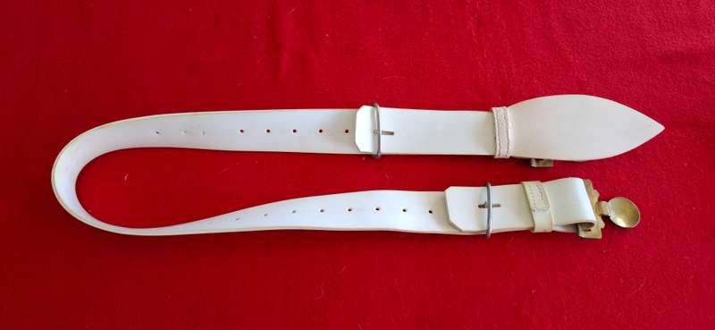 RHODESIAN ARMY PLASTIC PARADE DRESS BELT WITH BRASS BUCKLE - UNCOMMON - MAX LENGTH 107cm/42"  (8753)
