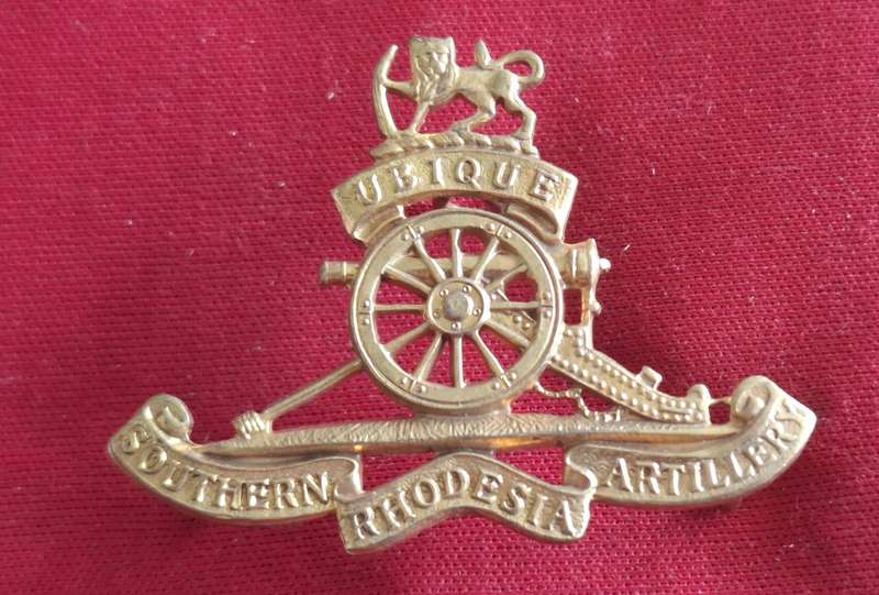 SOUTHERN RHODESIA  ARTILLERY - BRASS CAP BADGE                    (8912)