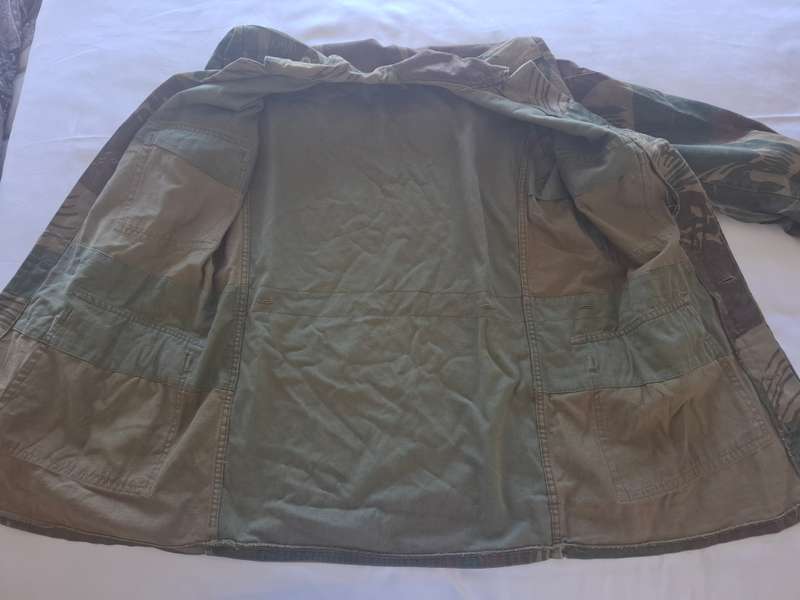 RHODESIAN ARMY CAMMO JACKET- SIZE M - MEASUREMENTS / DETAILS BELOW - INSCRIBED   (8857)