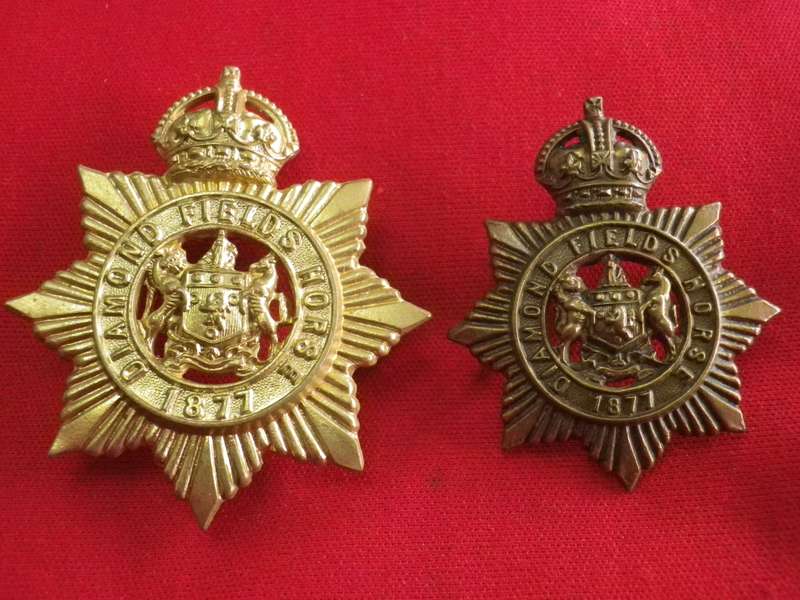 CAPE COLONY - DIAMOND FIELDS HORSE - KC BRASS CAP & COLLAR BADGES - SCARCE - OWEN 189/90 (8634)