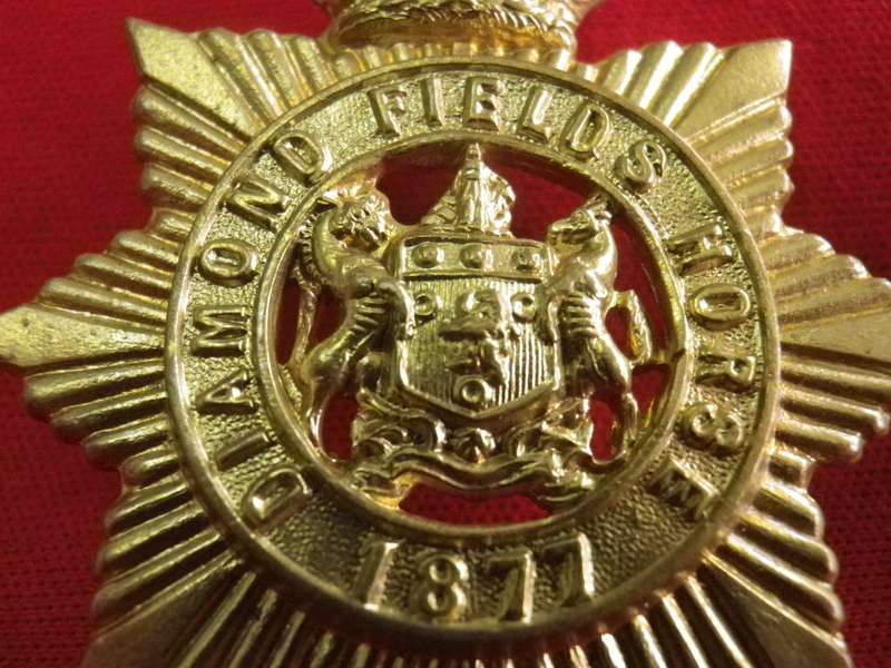 CAPE COLONY - DIAMOND FIELDS HORSE - KC BRASS CAP & COLLAR BADGES - SCARCE - OWEN 189/90 (8634)
