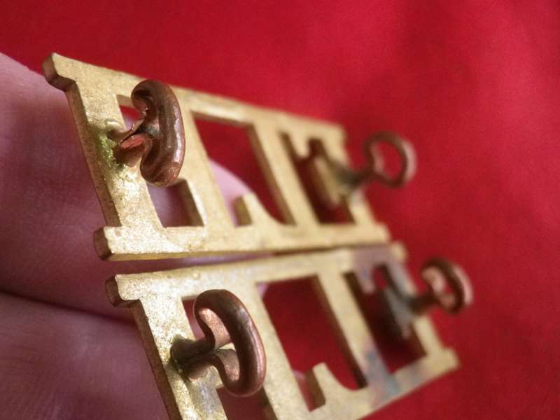 BRITISH ARMY / CAPE COLONY - FRONTIER LIGHT HORSE PAIR BRASS SHOULDER TITLES - RARE 1877-79 (8639)