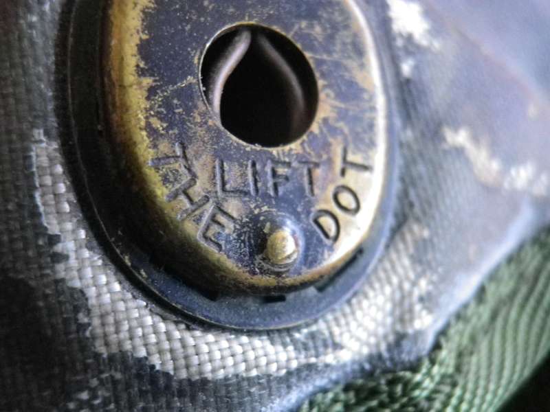 RHODESIAN ARMY - PVT PURCHASE-AUSTRALIAN PLASTIC CAMMO WATER BOTTLE - WELL USED - (CANTAS P/L 1971)