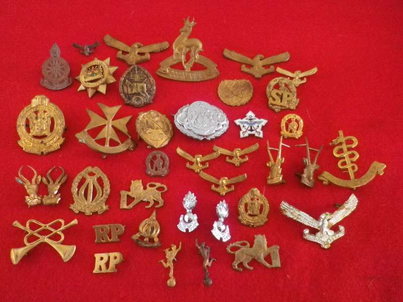 SADF / SAAF ETC. ASSORTED LOT BADGES      (8896B)