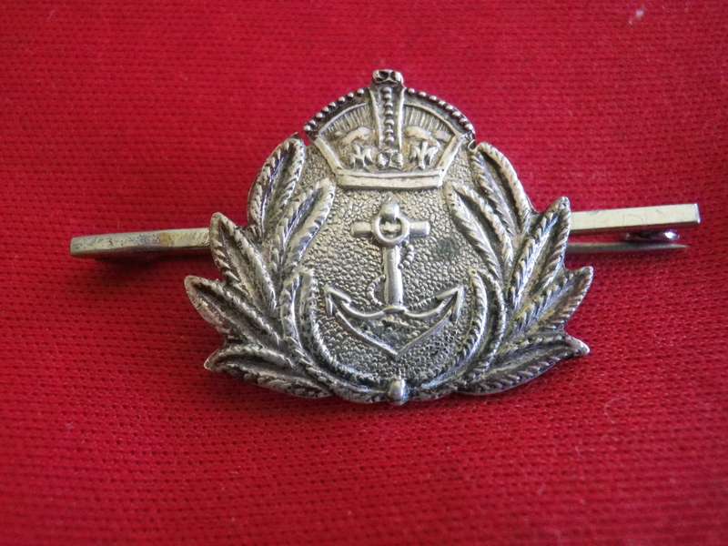 ROYAL NAVY CIRCA WW1 SILVER SWEETHEART BROOCH / TIE PIN           (106)