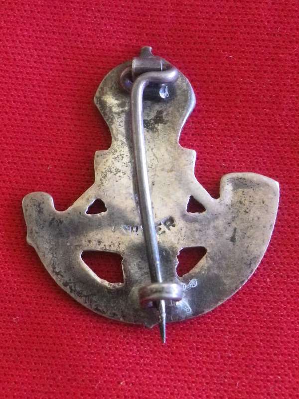 SOUTH AFRICA - DURBAN LIGHT INFANTRY SILVER WW2 ERA  SWEETHEART BROOCH / LAPEL BADGE           (114)