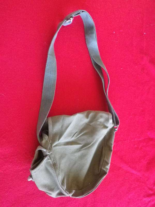 RHODESIAN BUSH WAR PICK UP - CHINESE RPK/RPD DRUM POUCH - ALSO USED AS MAG AMMO POUCH (8966)