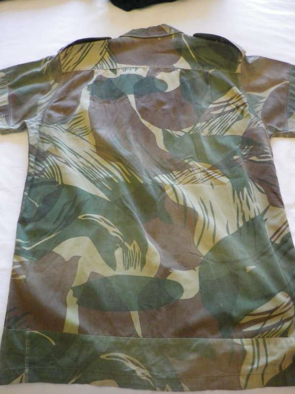 RHODESIAN ARMY - V LARGE SHORT SLEEVE CAMMO SHIRT - LENGTH EXTENDED - SOME MINOR REPAIRS (8694)