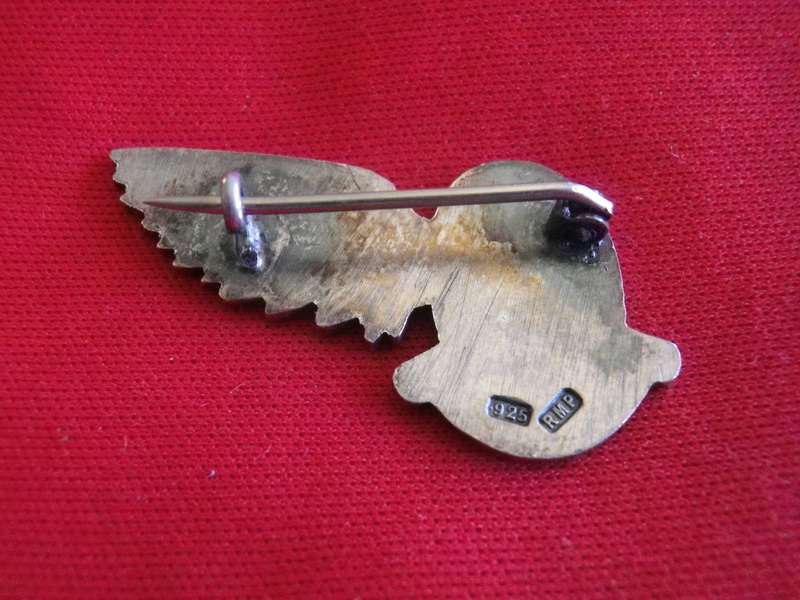 PRETORIA WOMENS AUXILIARY SERVICES CONTINGENT ? SEE BELOW - STERLING SILVER + ENAMEL LAPEL PIN (118)
