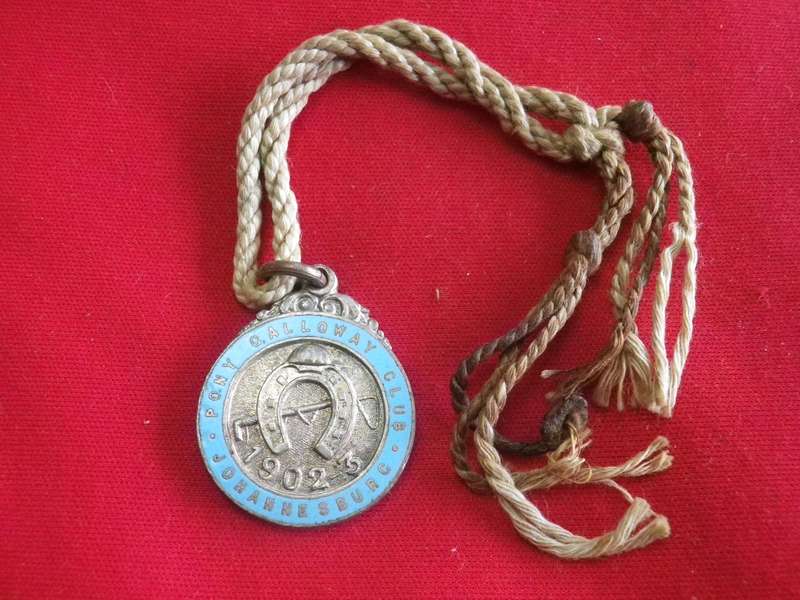 TURF CLUB BADGES - 1902/03 JOHANNESBURG  PONY GALLOWAY CLUB BADGE No. 457 +ORIGINAL CORD  (18)