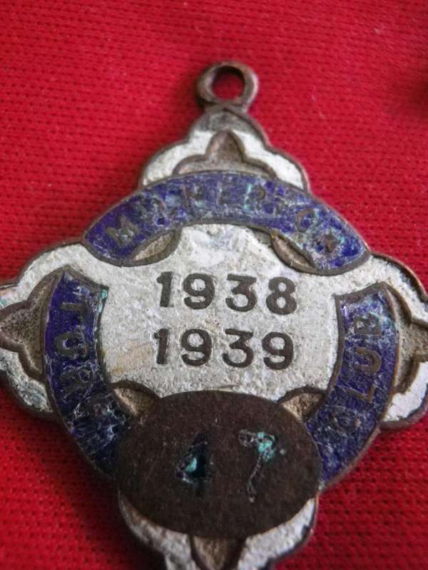 TURF CLUB BADGES - MILNERTON TURF CLUB  - 1938-39 No.47  AND 1953-54  No. 169             (21)