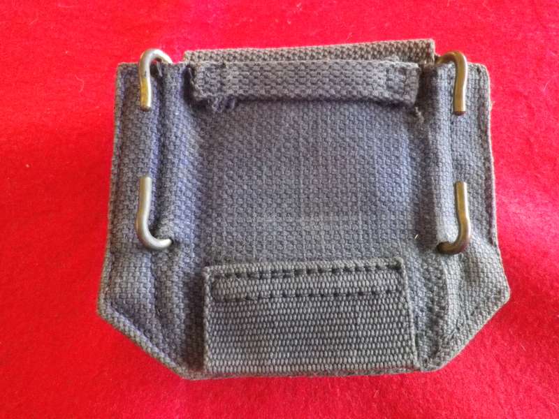 RHODESIAN ARMY - PRISMATIC MARCHING COMPASS + POUCH - STAMPED RA1816- READ MORE BELOW  (8973)
