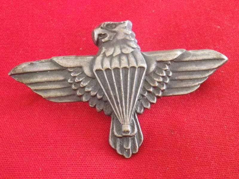 SADF - 44 PARA BRIGADE - BERET BADGE                 (8878)