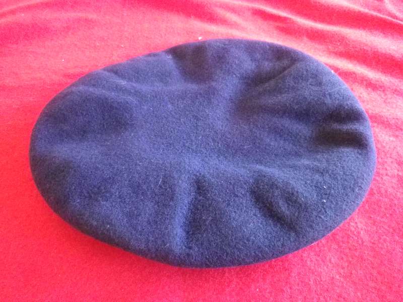 SADF - SA ENGINEERS BERET - SIZE M  - RIM  56CM / 22"               (8954)