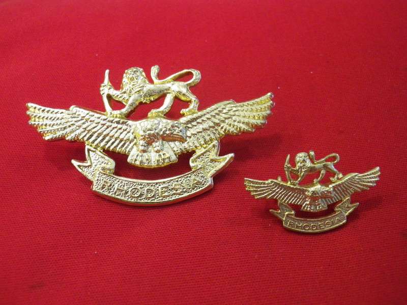 RHODESIAN AIR FORCE - AIRMAN'S & AIRWOMAN'S ANODISED CAP BADGES         (8984)