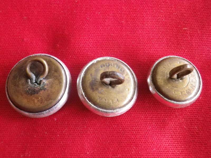 RHODESIAN LIGHT INFANTRY - 3 X TUNIC BUTTONS - ODS 16mm/18mm/19.5mm      (8700)